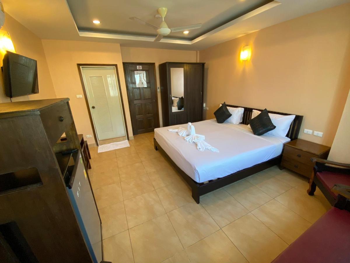 Star Guesthouse Patong Экстерьер фото