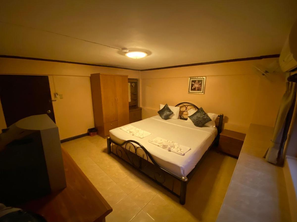 Star Guesthouse Patong Экстерьер фото
