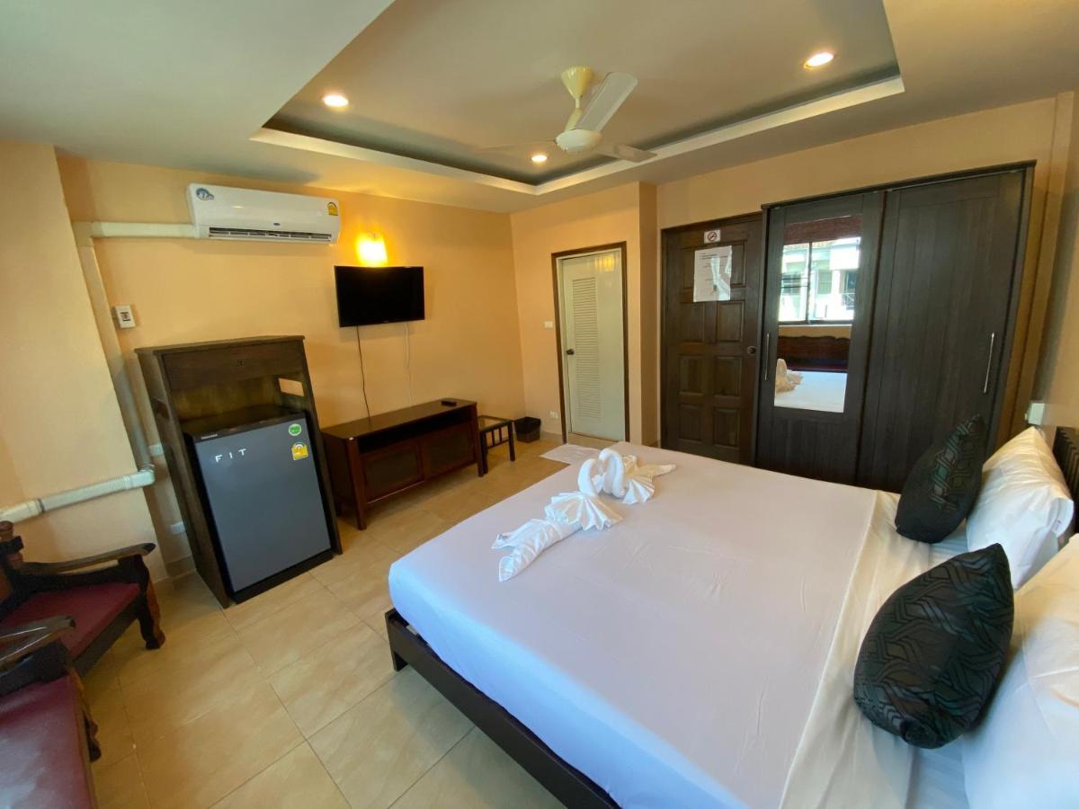 Star Guesthouse Patong Экстерьер фото