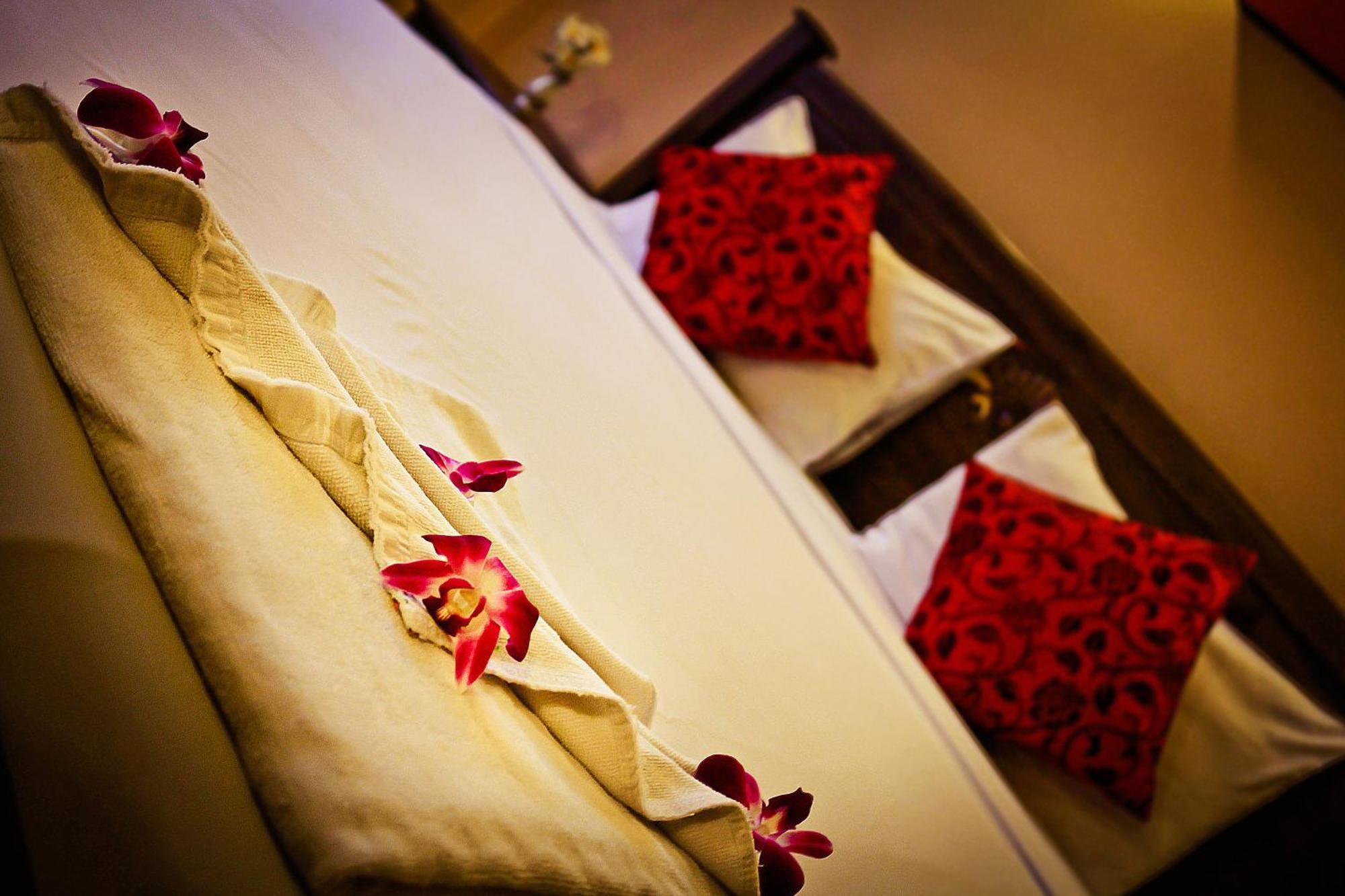 Star Guesthouse Patong Экстерьер фото